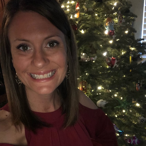 Hey y’all! Make an offer 😘😘 - Picture 1 of 4